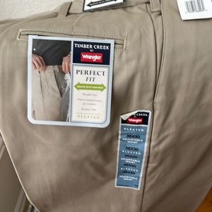 Wrangler Timber Creek 36 x 30